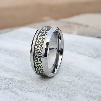 6mm Tungsten Rings for Men & Women – Silver Beveled Edge with Celtic Knot Design and Black Carbon Fiber Inlay. Durable and Stylish