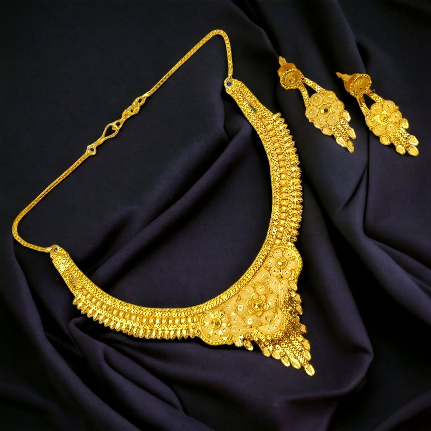 HANDCRAFTED Elegant Gold- Plated Necklace with Matching Earrings Jewellery set for Wearing & Gifting purpose Gold Gold Gold Offer Offer..