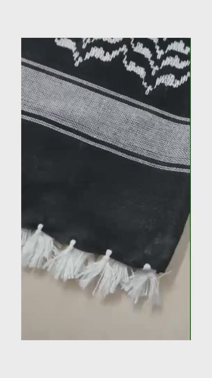 Palestine Keffiyeh Kufiya Scarf (48*48)- Free Palestine Traditional Shemagh with Tassels Arafat Hatta Arab Style Headscarf for Men and Women